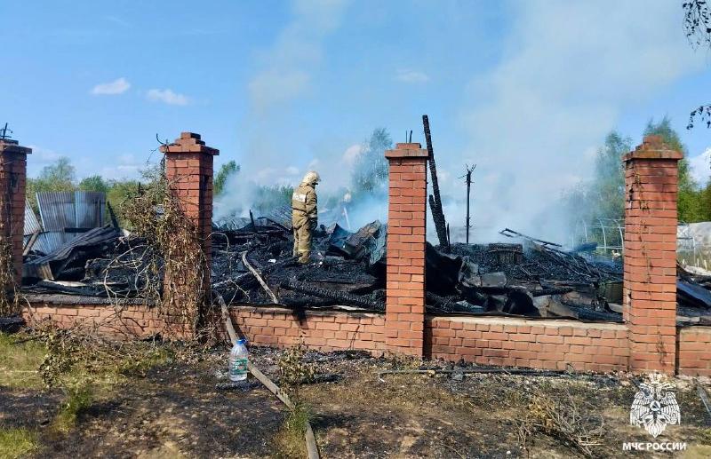 Ребенок погиб на пожаре в Тверской области - новости Афанасий