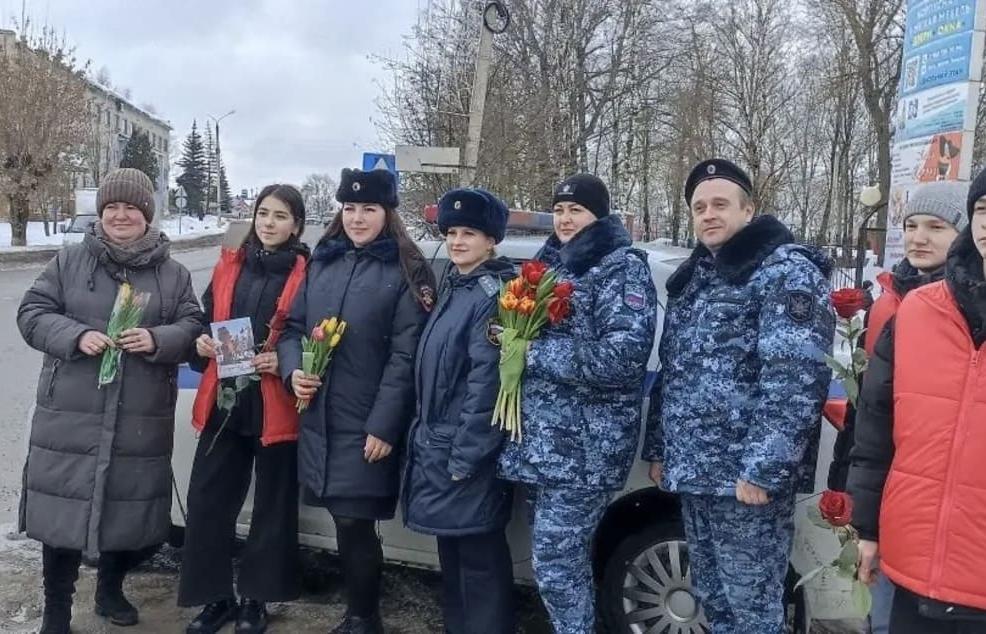 В Бежецке массово останавливали автомобили под управлением женщин - новости Афанасий