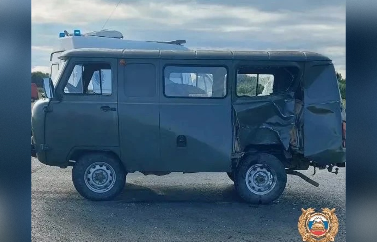 Мотоцикл въехал в «буханку» на М9 в Тверской области - новости Афанасий