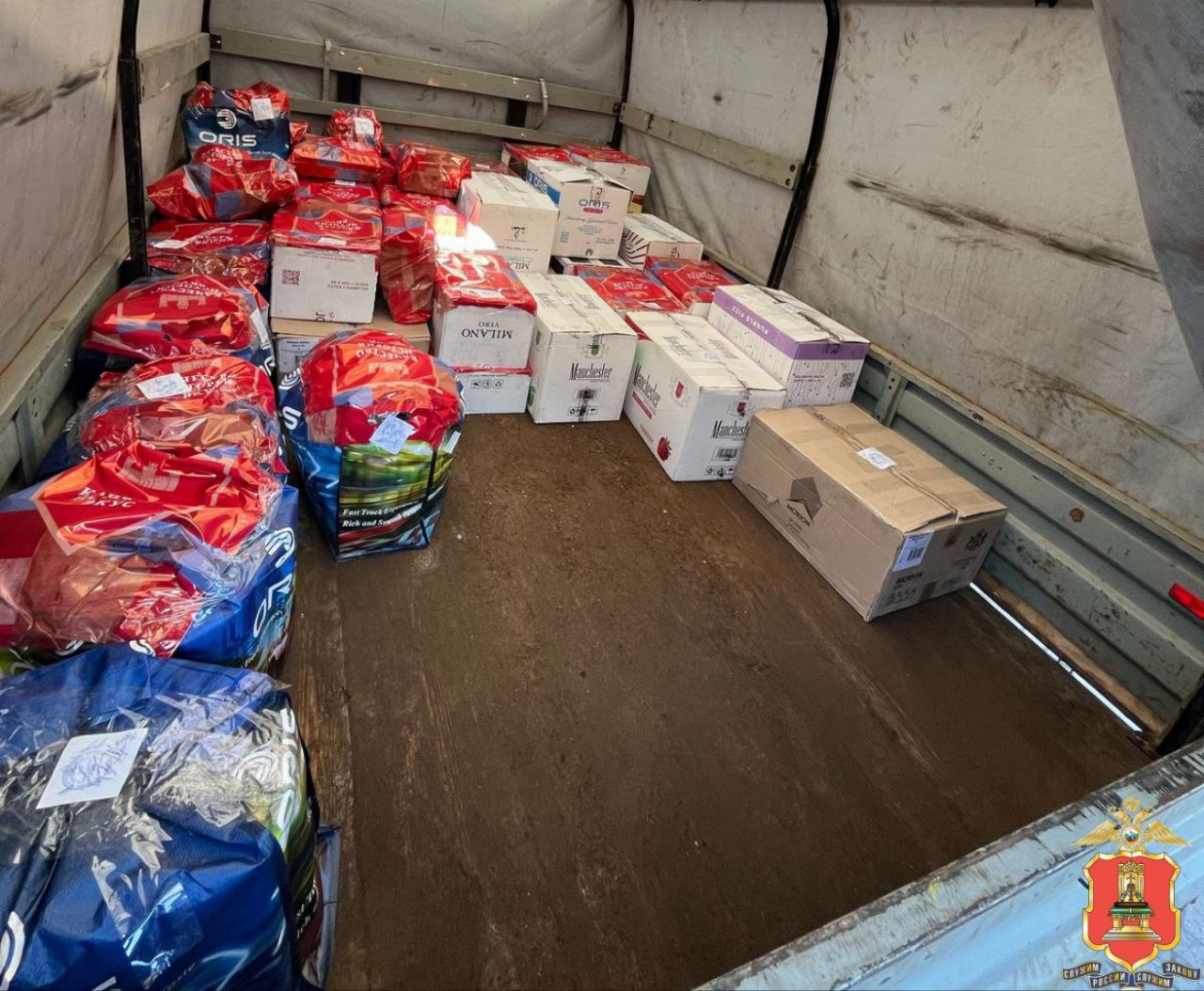 В Тверской области полицейские обнаружили склад с фальсифицированными сигаретами Фото, видео: УМВД России по Тверской области