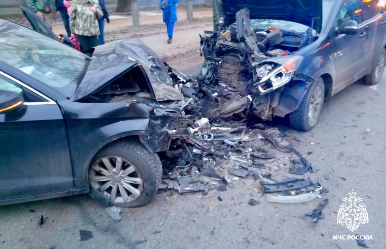 Число пострадавших в ДТП в Твери на Петербургском шоссе увеличилось до четырех: видео - новости Афанасий