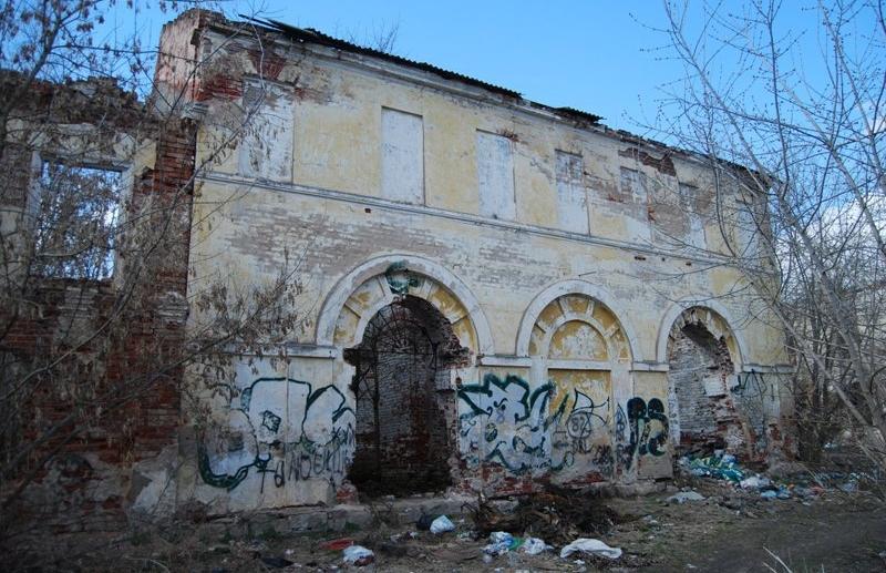 В Торжке выставят на продажу исторические развалины  - новости Афанасий