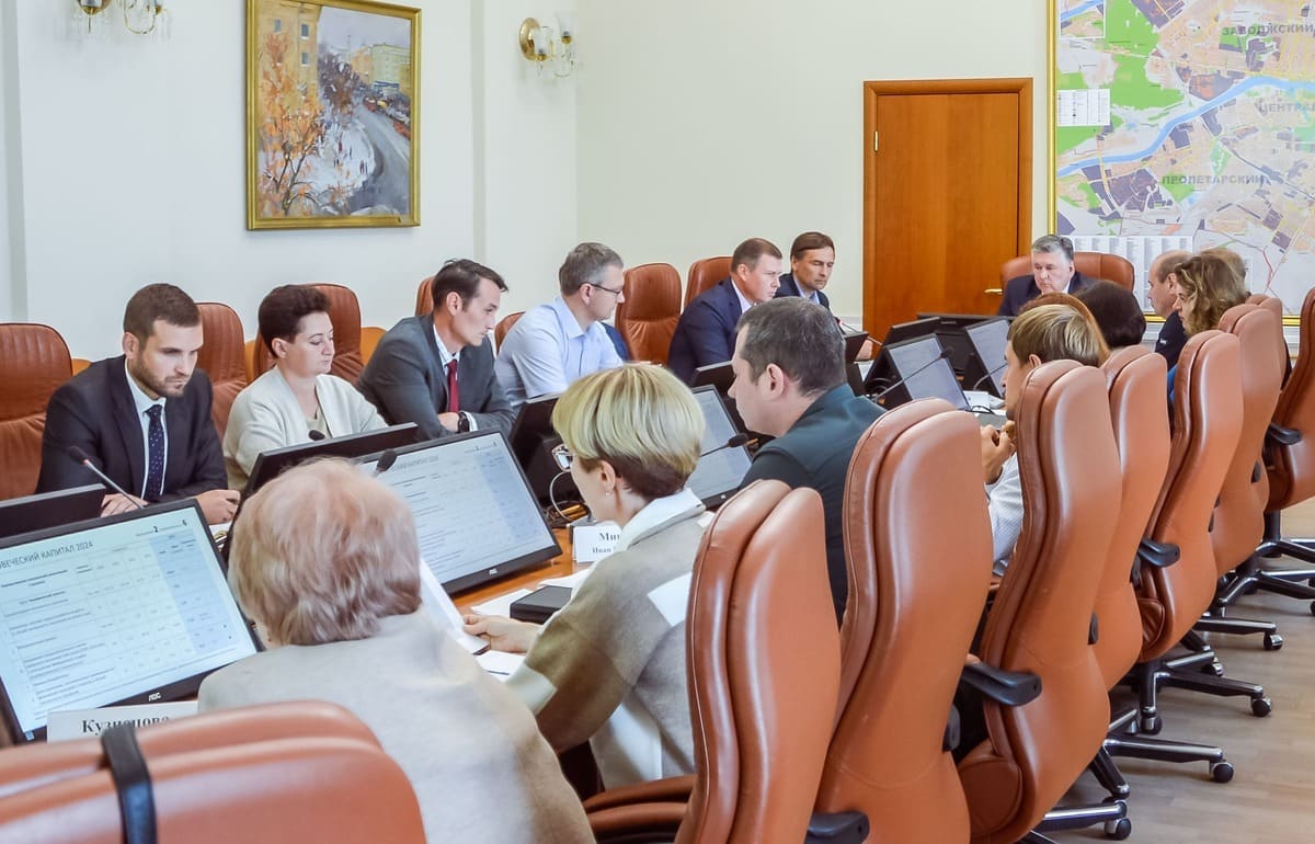 Глава Твери Алексей Огоньков провел заседание Координационного Совета администрации города Фото: администрация Твери