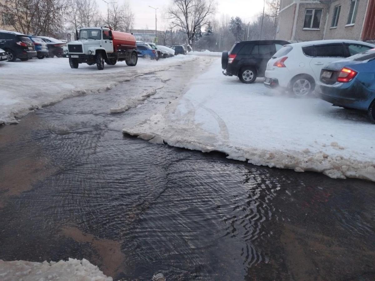 Улицу в Удомле затопило водой Фото: Администрация Удомельского муниципального округа
