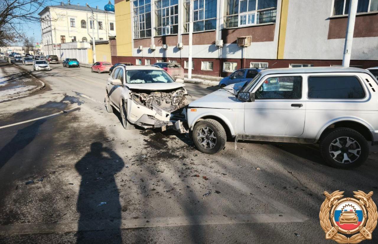 Число пострадавших в ДТП у медуниверситета в Твери увеличилось до двух человек - новости Афанасий