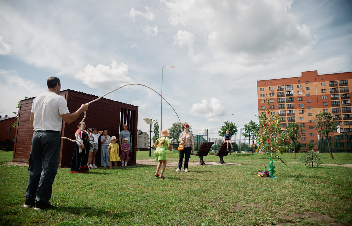Утренний кофе и вечерние прогулки: как складывается жизнь семей в «Новом городе» Erid: 3apb1QrvkfA8QXzzWtzXeMufTr5aK7JngPSa9JuPSqJ4K

 Фото: ООО «СЗ ОБЪЕДИНЁННЫЕ СТРОИТЕЛИ»