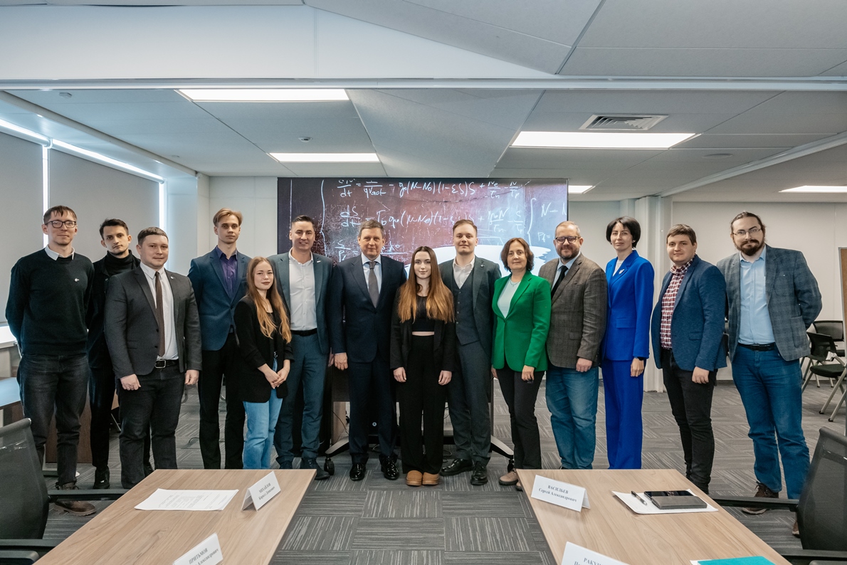 В Твери прошла проектная сессия «Физика возможностей» Фото: пресс-служба  сенатора Андрея Епишина
