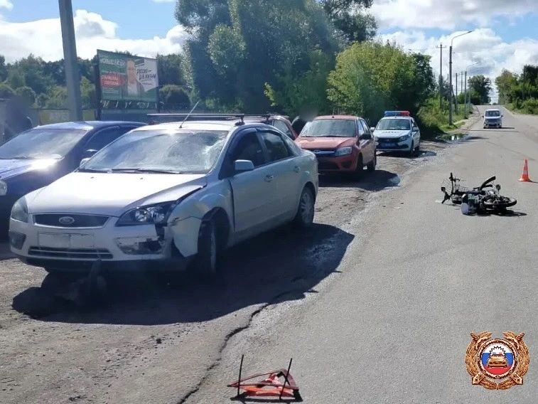 В Калязине столкнулись автомобиль и пенсионерка на электровелосипеде - новости Афанасий