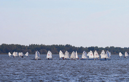 В Тверской области экипажи из разных регионов страны принимают участие во Всероссийских соревнованиях по парусному спорту к 950-летию Торопца - новости Афанасий