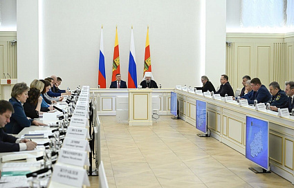 Губернатор Игорь Руденя и митрополит Амвросий провели заседание Координационного совета региона по духовно-нравственному воспитанию граждан  - новости Афанасий