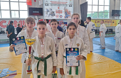 Тверские дзюдоисты привезли пять медалей с межрегиональных соревнований - новости Афанасий