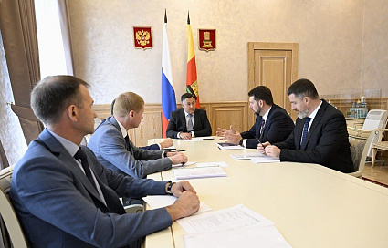 Игорь Руденя встретился с директором департамента Минпрома РФ Юрием Плясуновым - новости Афанасий