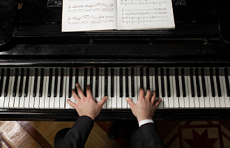 В Твери ищут «композитора» для съемок в кино - новости Афанасий