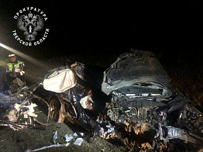 Два человека погибли в ДТП на трассе М9 в Тверской области  - новости Афанасий