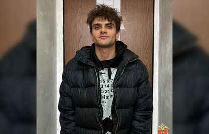 Мошенник-журналист прислал двум тверским модницам вместо курток вермишель - новости Афанасий