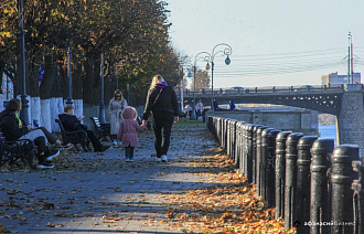 Сегодня в Твери все еще нетипично тепло для конца октября Сегодня в Твери все еще нетипично тепло для конца октября