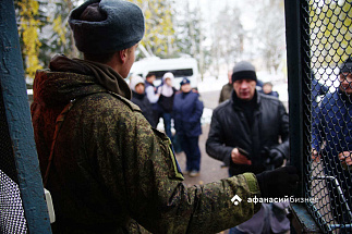 В Тверской области действует увеличенный размер выплаты контрактникам В Тверской области действует увеличенный размер выплаты контрактникам - новости Афанасий
