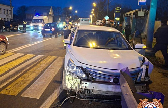 На М10 в Вышнем Волочке в ДТП столкнулись Renault и Nissan - новости Афанасий