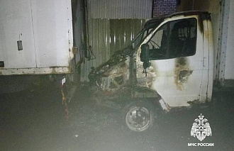 На бульваре Цанова в Твери сгорел автомобиль  - новости Афанасий