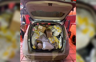 Житель Тверской области украл из фургона в Костроме больше 100 бутылок водки - новости Афанасий