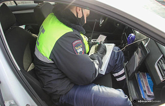 Полиция пришла с проверкой на автоаукцион, устроенный блогером в Твери - новости Афанасий