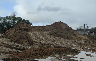 На Петербургском шоссе из-за прорыва трубы территорию затопило канализацией - новости Афанасий
