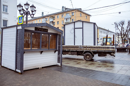 В Твери начали установку домиков для Рождественской ярмарки  - новости Афанасий