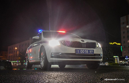 В Твери на водителей завели дело за дрифт на парковке торгового центра - новости Афанасий