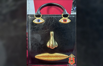 В Твери девушка похитила копию брендовой сумки - новости Афанасий