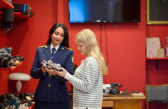 Тверские сотрудники СК исполнили желание школьницы в рамках акции «Ёлка желаний» - новости Афанасий