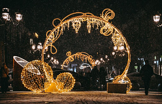 Тверь к Новому году украсили по-новому