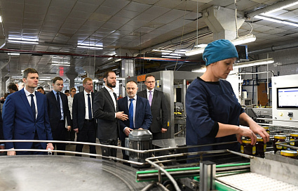 Врио губернатора в Селижаровском округе посетил ведущее пищевое предприятие - новости Афанасий