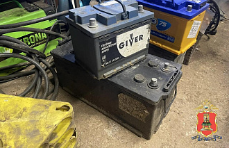 Тверская полиция нашла мужчину, похитившего на М9 аккумуляторы с дорожного знака - новости Афанасий