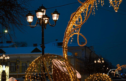 Световые конструкции и иллюминация еще месяц будут украшать улицы Твери - новости Афанасий