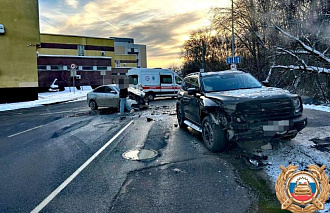 Два человека пострадали в ДТП у медуниверситета в Твери - новости Афанасий