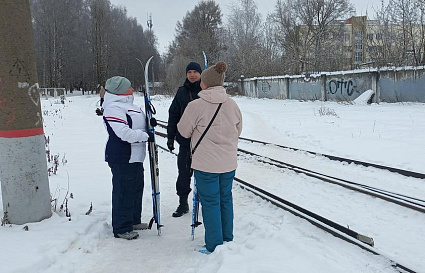 В Твери привлекли к ответственности семь человек, которые шли по ж/д путям - новости Афанасий