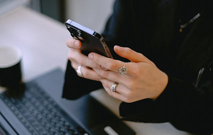 «Белый список»: рассказываем, какие сайты и приложения доступны тверичам при ограничении мобильного интернета