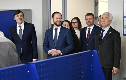 Министр просвещения РФ Сергей Кравцов побывал в Твери в политехническом колледже - новости Афанасий