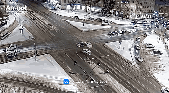 Два водителя не поделили перекресток на Капошвара в Твери - новости Афанасий