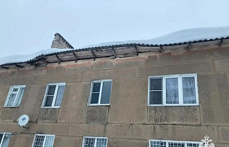 Крыша многоквартирного дома в Кимрах не выдержала тяжести снега - новости Афанасий