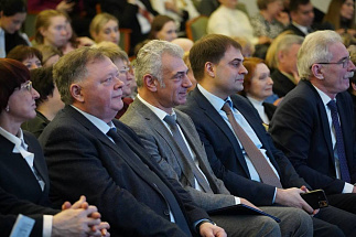 В Тверь приехали лучшие стоматологи России  - новости Афанасий