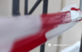 48-летний мужчина пострадал при сходе снега с крыши в Твери - новости Афанасий