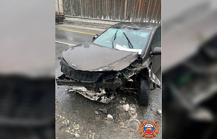 Машину занесло в отбойник на М11 под Торжком - новости Афанасий