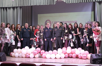 Тверская Росгвардия поздравила женщин-военнослужащих - новости Афанасий