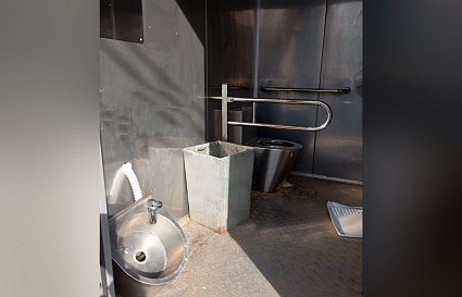 В Городском саду Твери вандалы разгромили общественный туалет - новости Афанасий