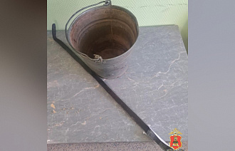 Житель Кувшиново избил приятеля ведром и кочергой - новости Афанасий