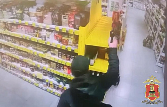 В Осташкове полицейские задержали серийного магазинного вора - новости Афанасий