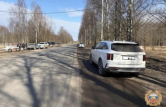 В Торжке девушка-водитель при развороте врезалась в попутный автомобиль - новости Афанасий