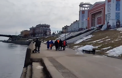 В Твери спасли тонущего мужчину - новости Афанасий