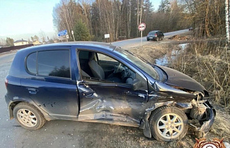 Два человека пострадали в ДТП на перекрестке под Тверью - новости Афанасий